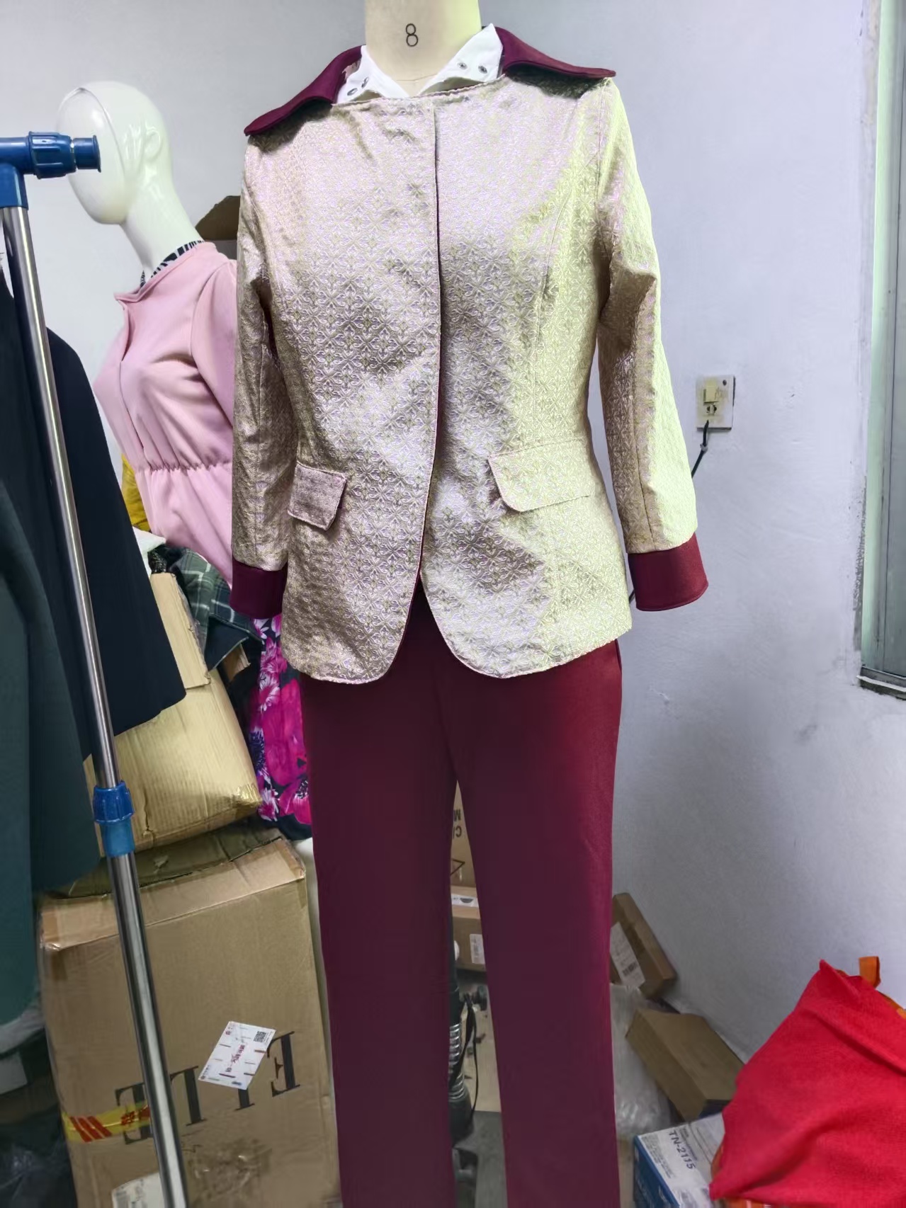 女裝